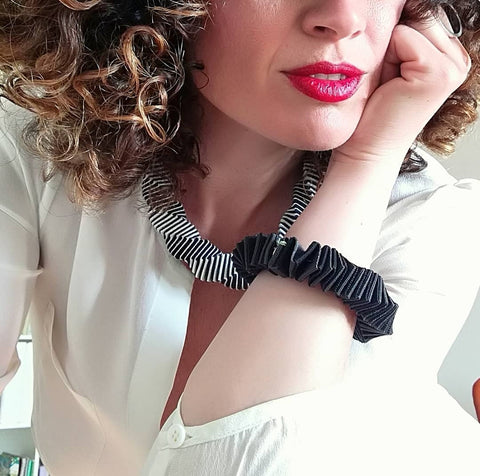Necklace - Slim Bianca e Nera T.I.N.A there is no alternative