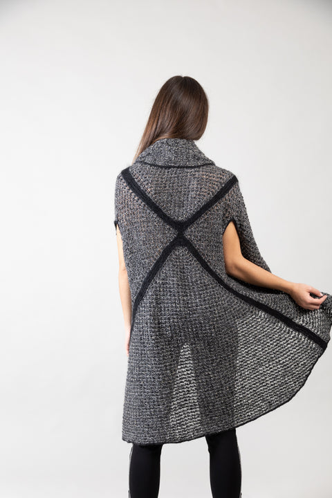 Cape - Elegant Ivana Maiolati