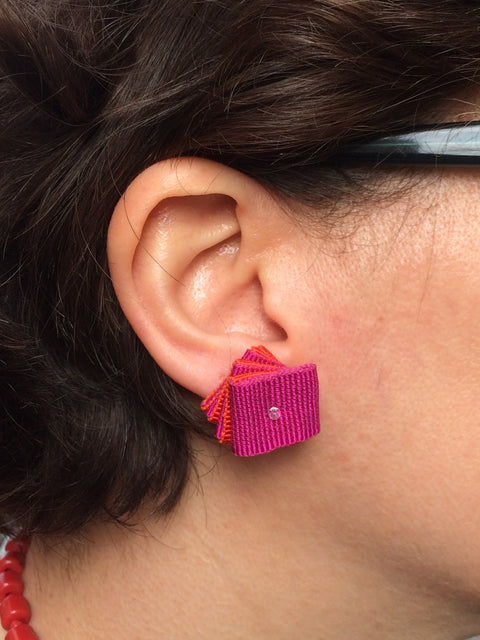 Earrings - Slim Fuxia T.I.N.A there is no alternative