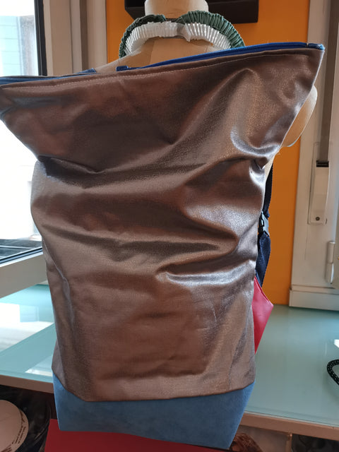 Backpack - Pic Argento Blu e Rosso T.I.N.A there is no alternative