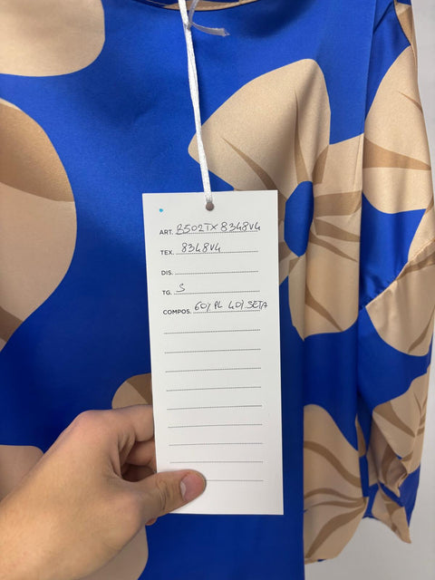 Oversized satin blue blouse with beige floral print SixStop