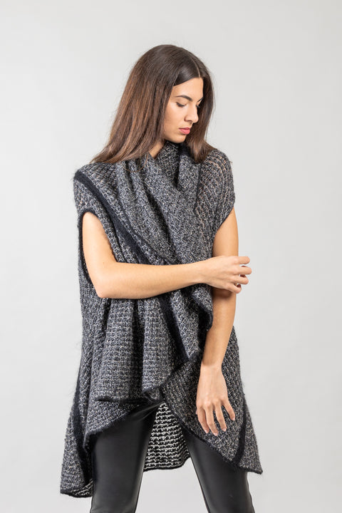 Cape - Elegant Ivana Maiolati