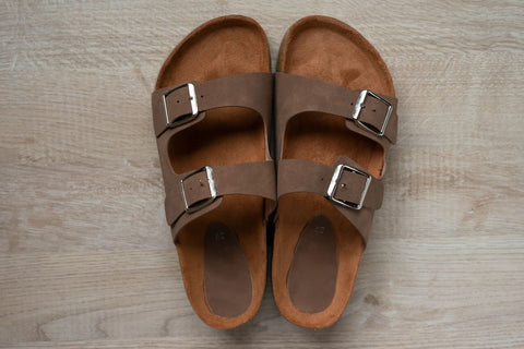 sandals wholesale