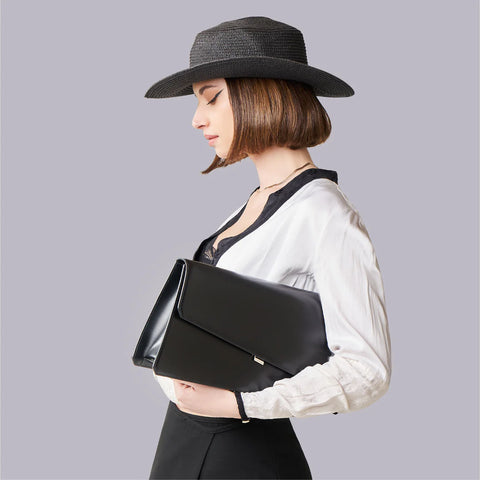 Bag - Jeanne black with chain Lamarr