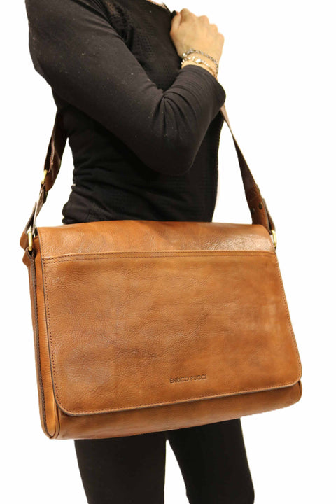 Vegetable-Tanned Tuscan Leather Briefcase (Tuck Closure)