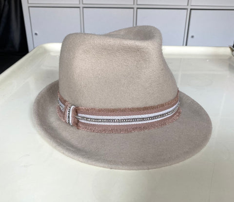 Hat - Sabbia Batog