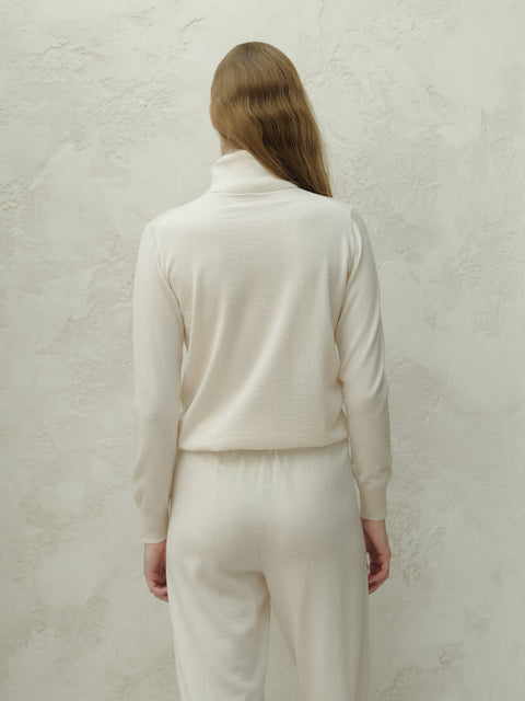 Extra Fine Merino Wool Turtleneck Sweater - Lèmme