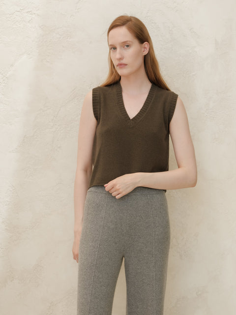 Cashmere Mix Sleeveless V-neck Top - Lèmme