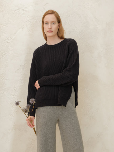 Cashmere Mix Crewneck Ribbed Sweater with Lateral Slits - Lèmme
