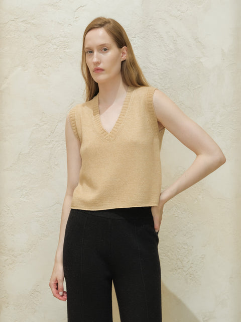 Cashmere Mix Sleeveless V-neck Top - Lèmme