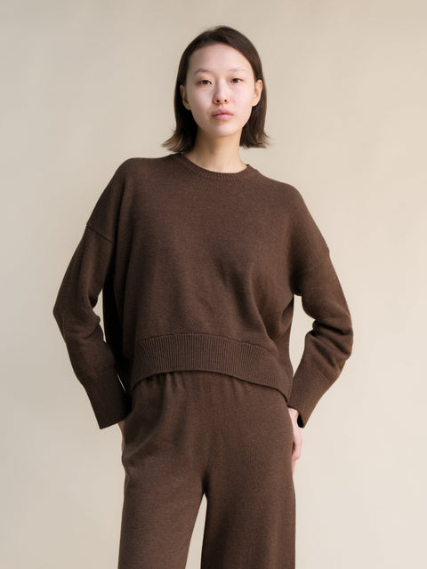  Cashmere Mix Relaxed Crewneck Sweater
 - Lèmme