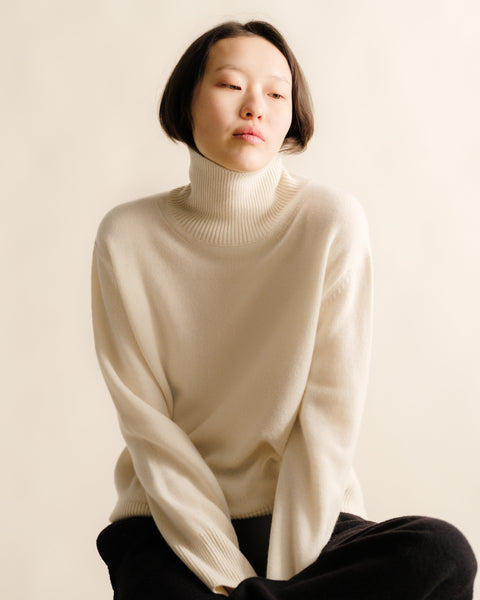 Pure Cashmere Maxi High Neck Sweater - Lèmme