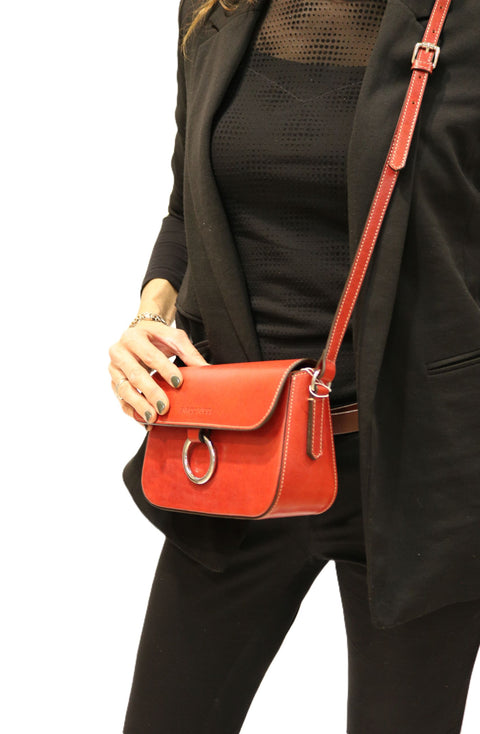Tuscan Leather Shoulder Bag (Ring Magnetic Closure)