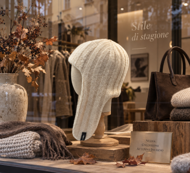 Bessie Alpaca Winter Hat – White