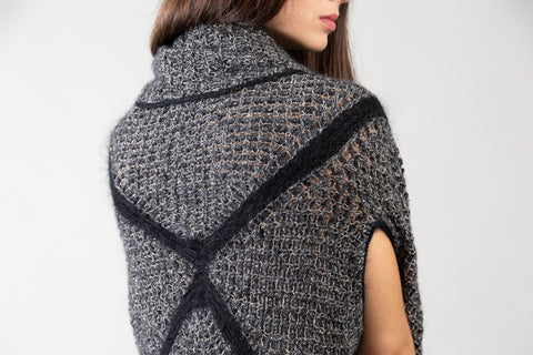 Cape - Elegant Ivana Maiolati