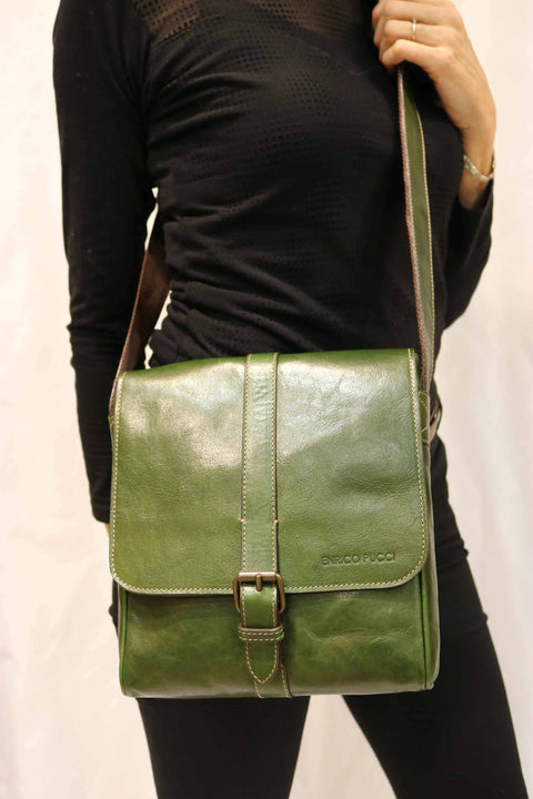 Tuscan Leather Shoulder Bag with Magnetic Buckle Closure