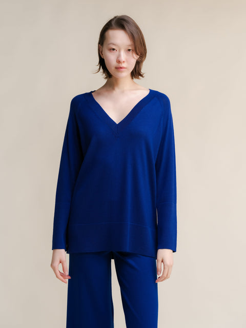 Extra Fine Merino V Neck Maxi Sweater - Lèmme