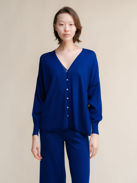 Extra Fine Merino Wool Oversized V-Neck Cardigan (3D-Knit) - Lèmme