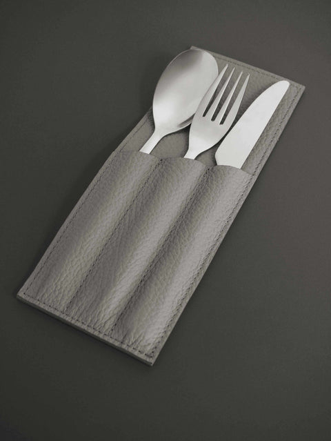 Cutlery holder