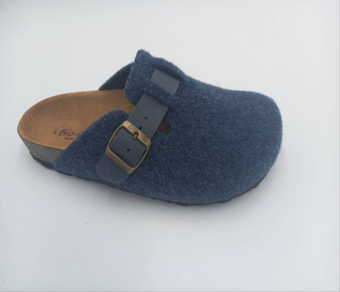 Art.12 Blue Felt Man Golden Wiking