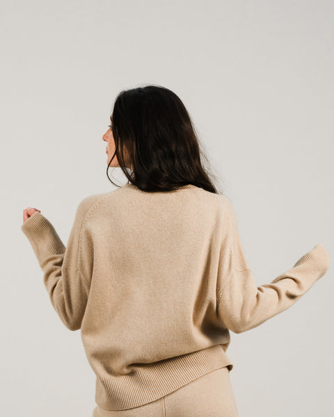  Cashmere Mix Relaxed Crewneck Sweater
 - Lèmme