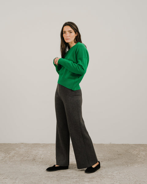  Cashmere Mix Relaxed Crewneck Sweater
 - Lèmme
