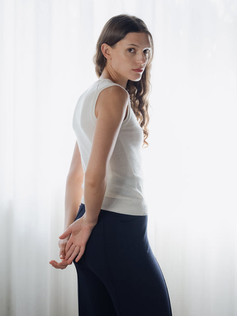 Pure Cashmere V-Neck Tank Top - Lèmme