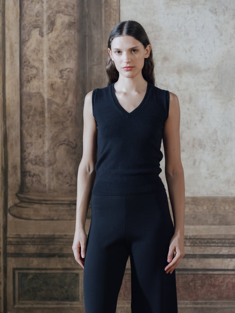 Pure Cashmere V-Neck Tank Top - Lèmme