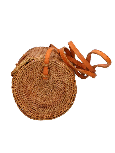 Women's Handwoven Rattan Shoulder Bag with Leather Closure – Made in Italy - Gave Lux