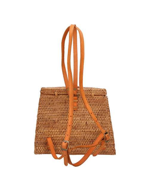 Handwoven Rattan Backpack with Leather Closure – Made in Italy - Gave Lux