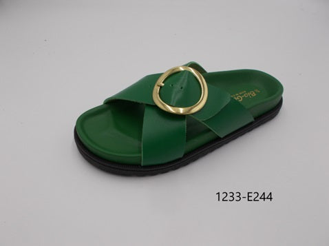 Art.25 Woman Green Leather Golden Wiking